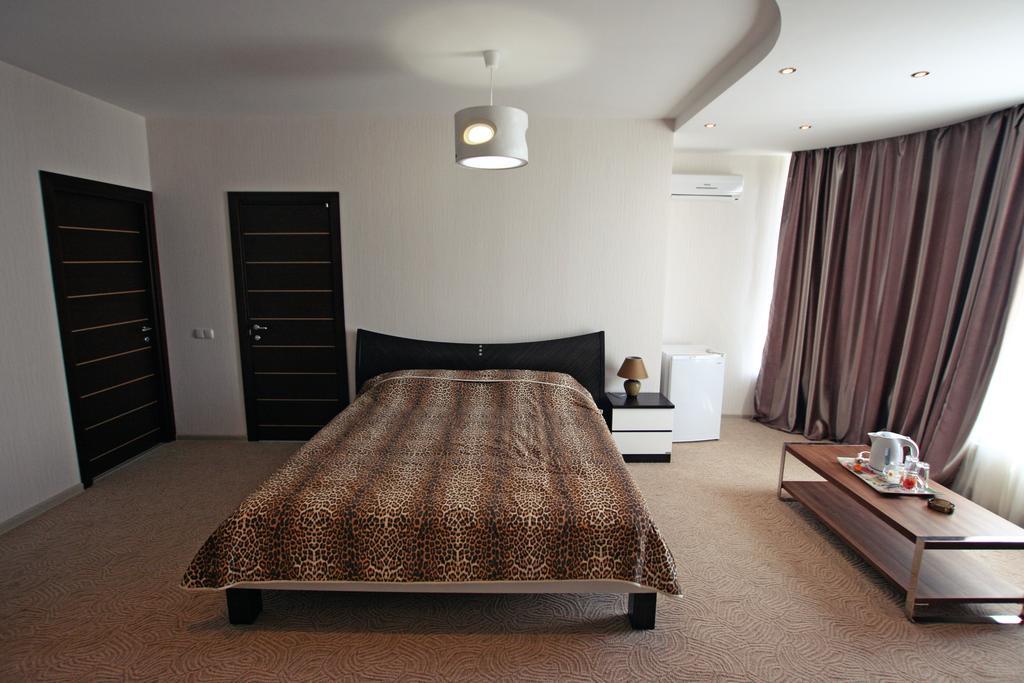 Mini Hotel In Observatorniy Odessa Phòng bức ảnh